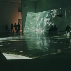 Installation view: A Conversation with the Sun (Afterimage) (6)