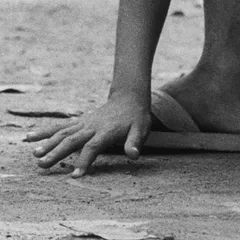 Still from Mysterious Object at Noon (11)